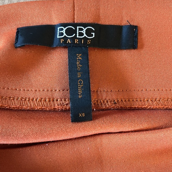 Orange pencil skirt - Picture 2 of 3